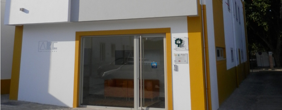 BARQUINHA RIVER HOUSE